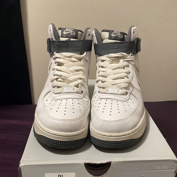 Air Force 1 high ‘07 - Picture 5 of 9